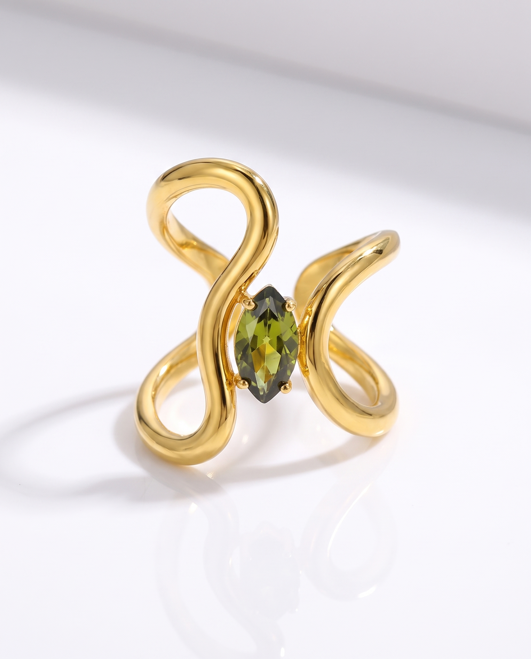 NÚRA - Wild Stone Ring