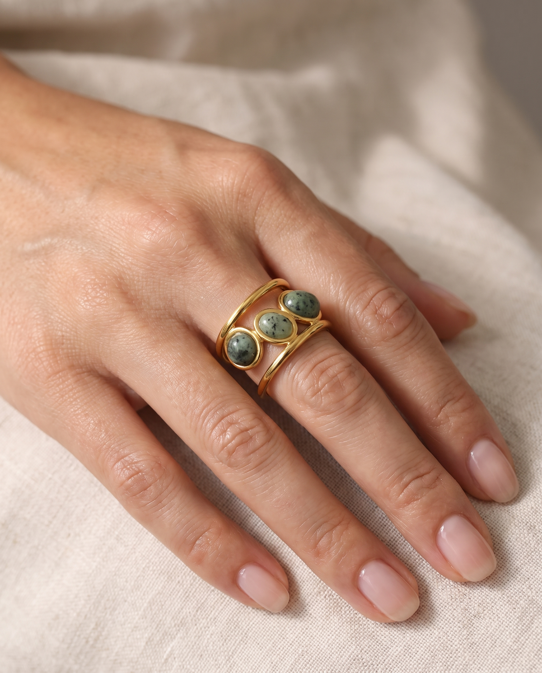 NÚRA - Sculpted Open Ring