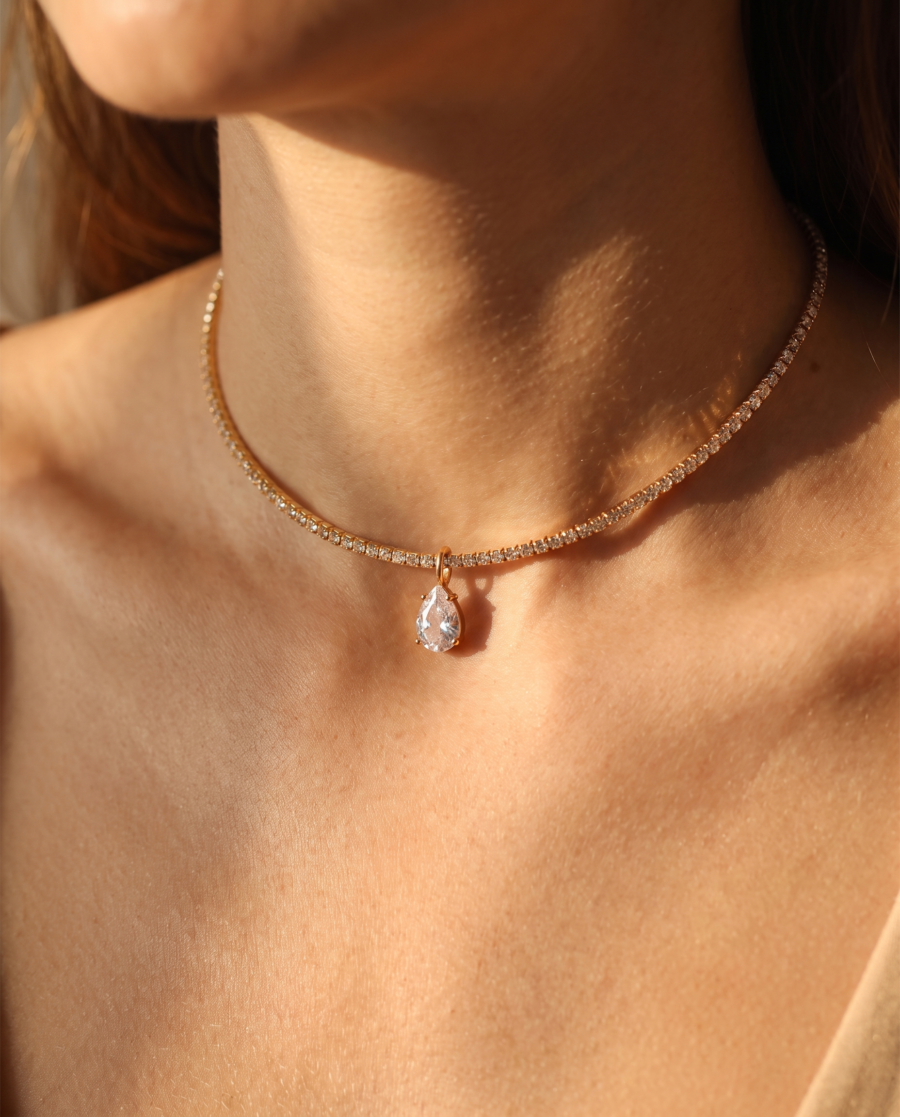 NÚRA - Drop Choker Necklace