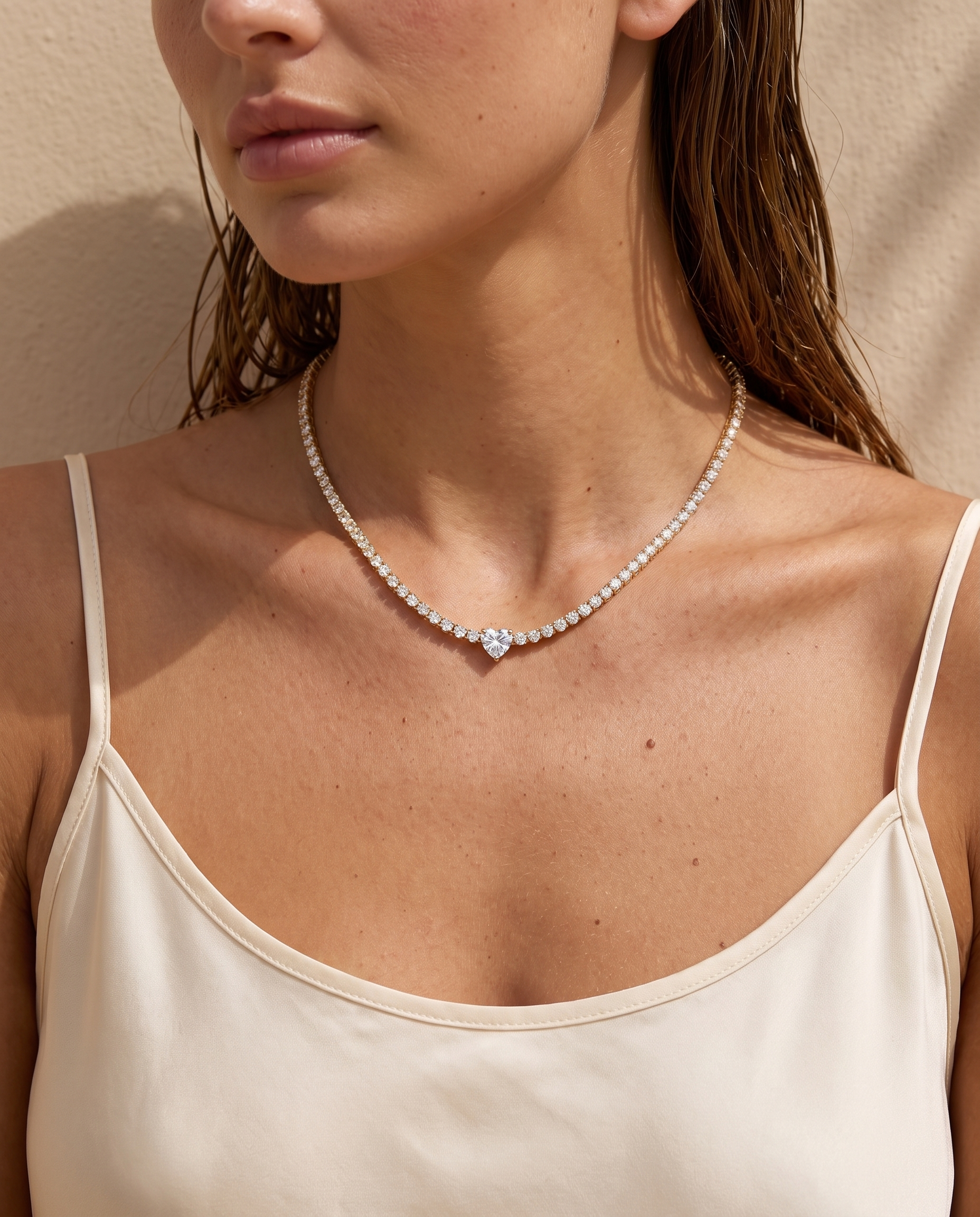 NÚRA - Heart Tennis Necklace