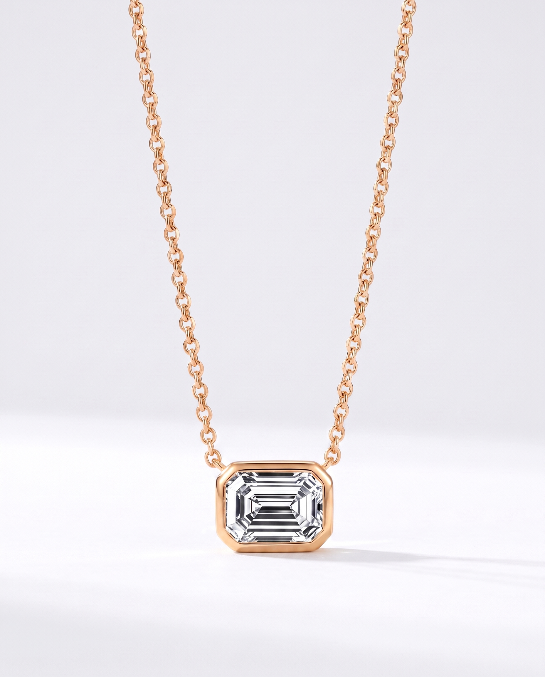 NÚRA - Royal Emerald Necklace