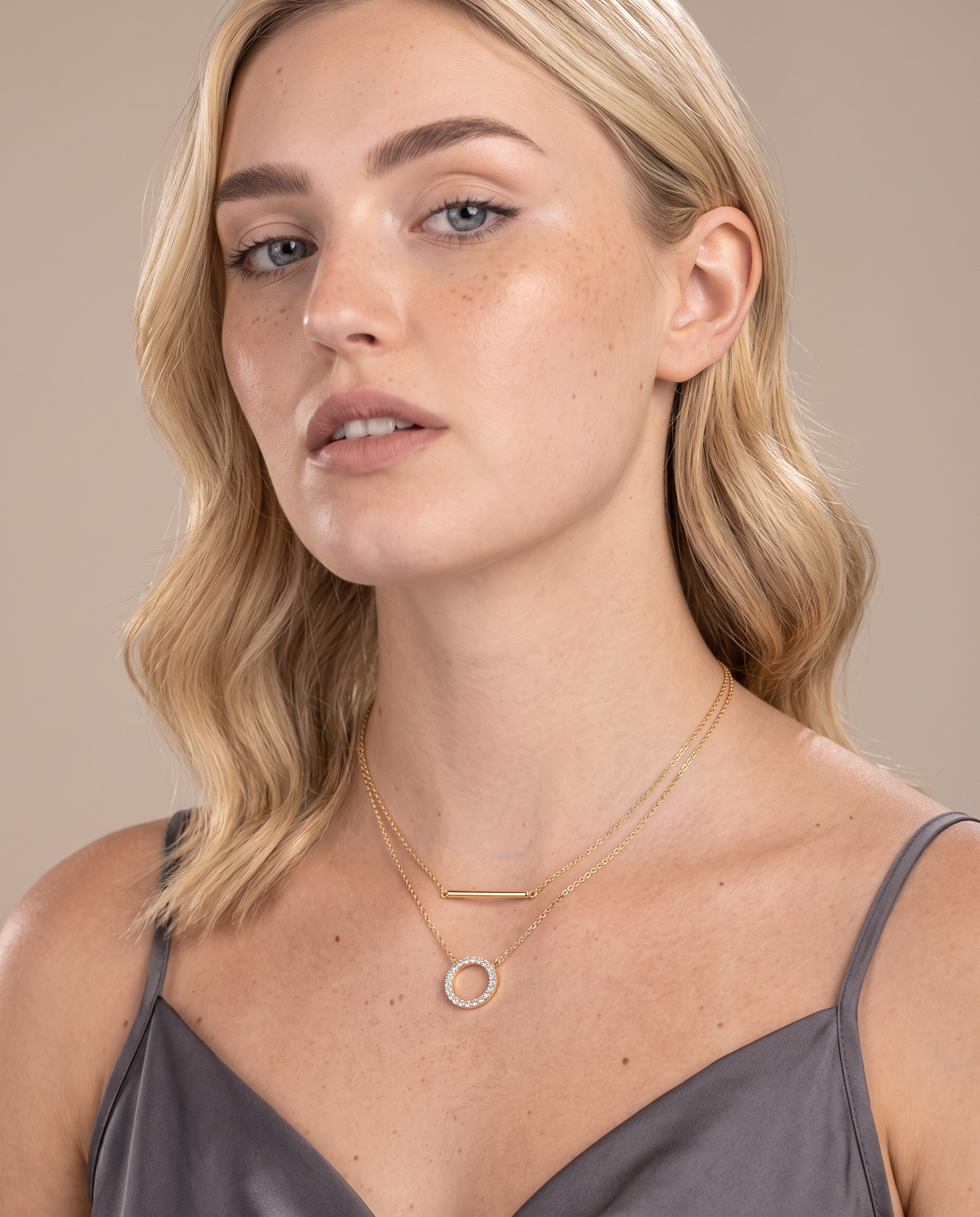 NÚRA - Double Layer Necklace