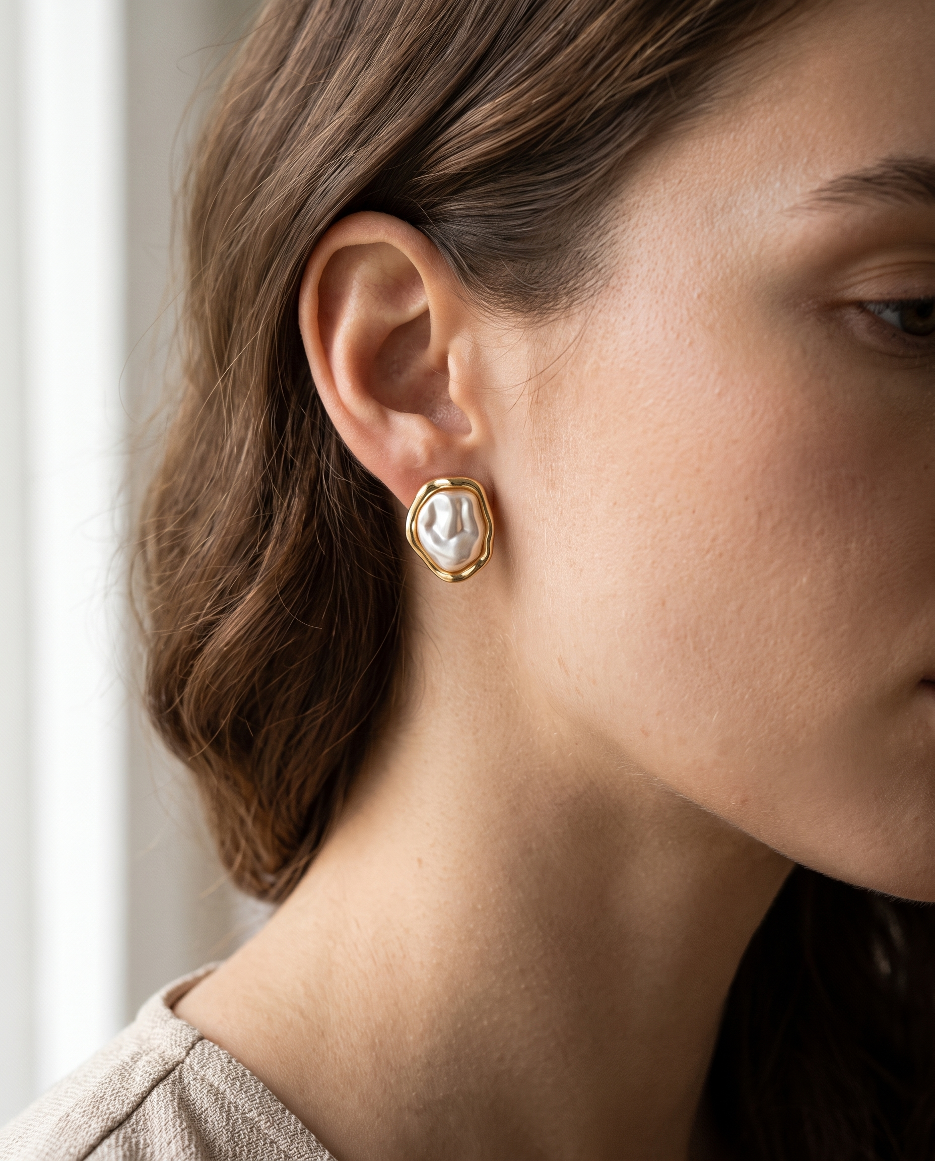 NÚRA - Love Earrings
