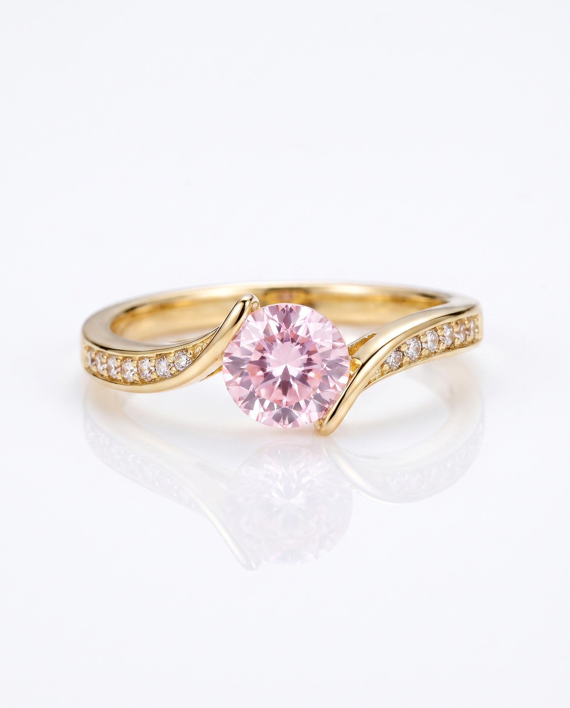 NÚRA — Simple Sparkle Ring