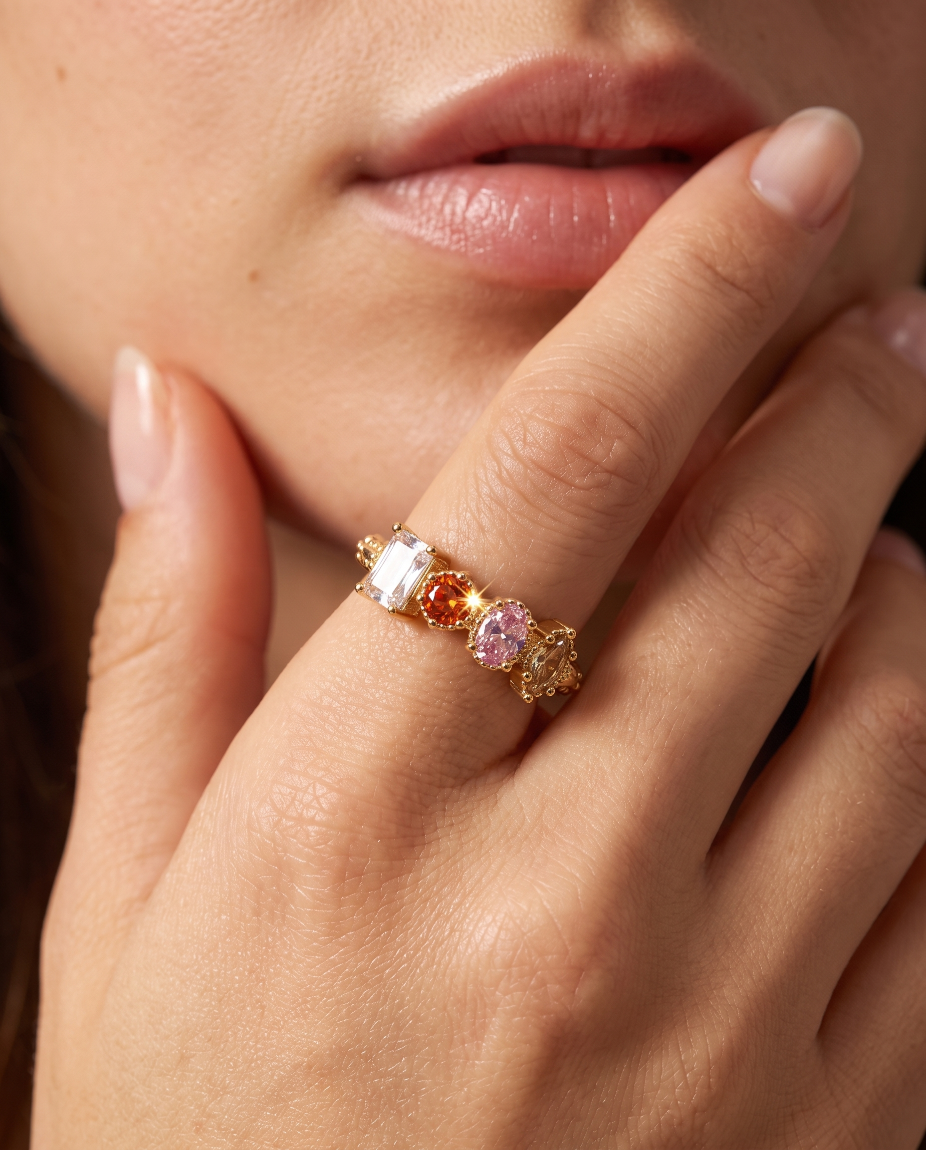 NÚRA - Crystal Party Ring