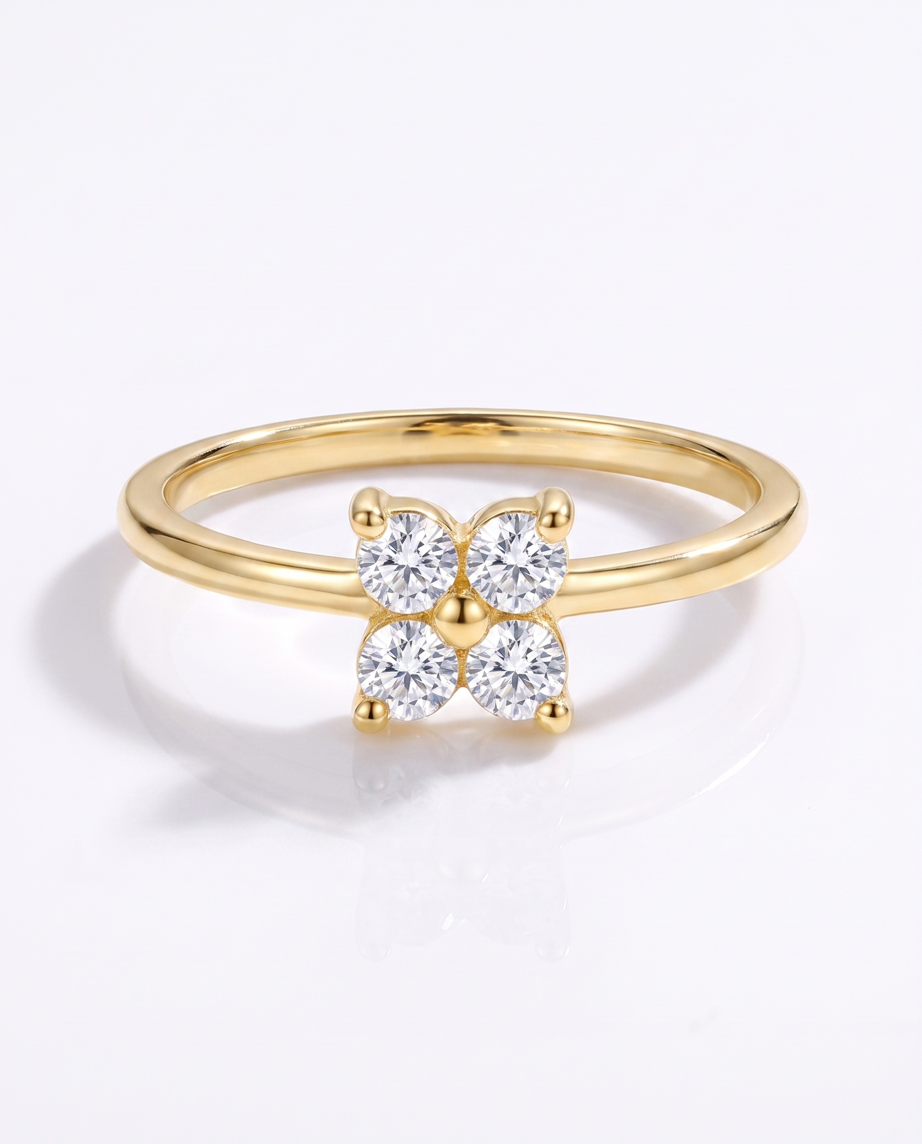 NÚRA - Petal Flower Ring