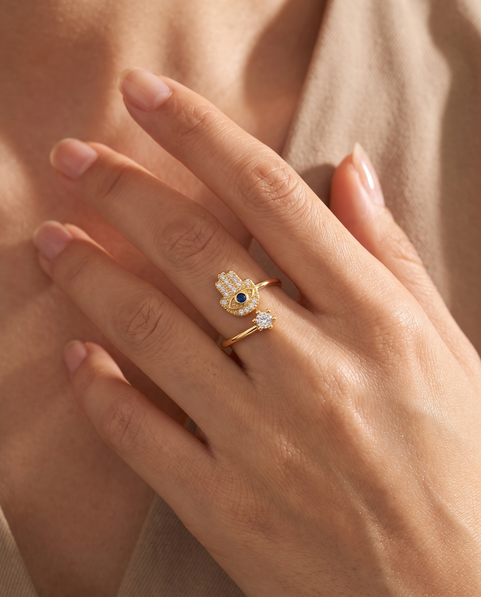 NÚRA - Hamsa Protection Ring