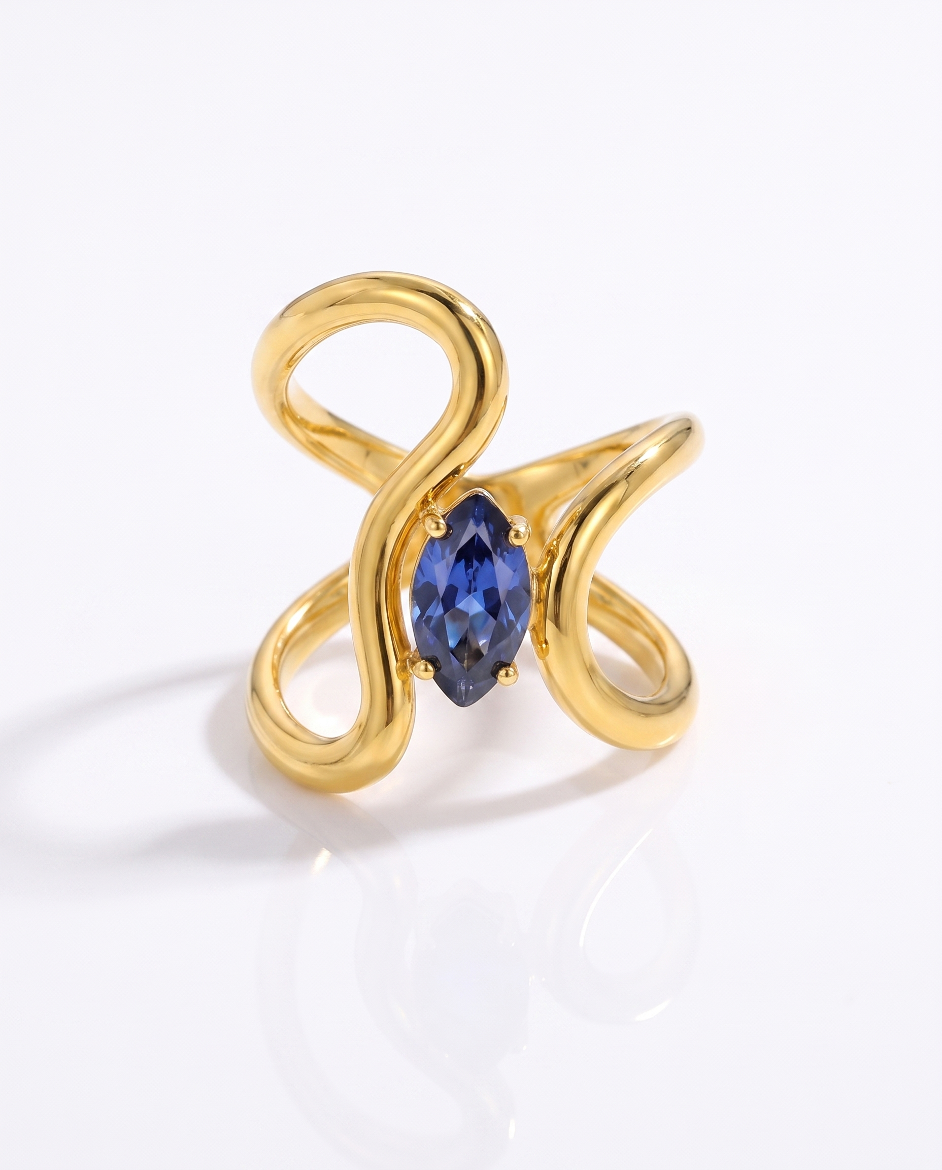 NÚRA - Wild Stone Ring