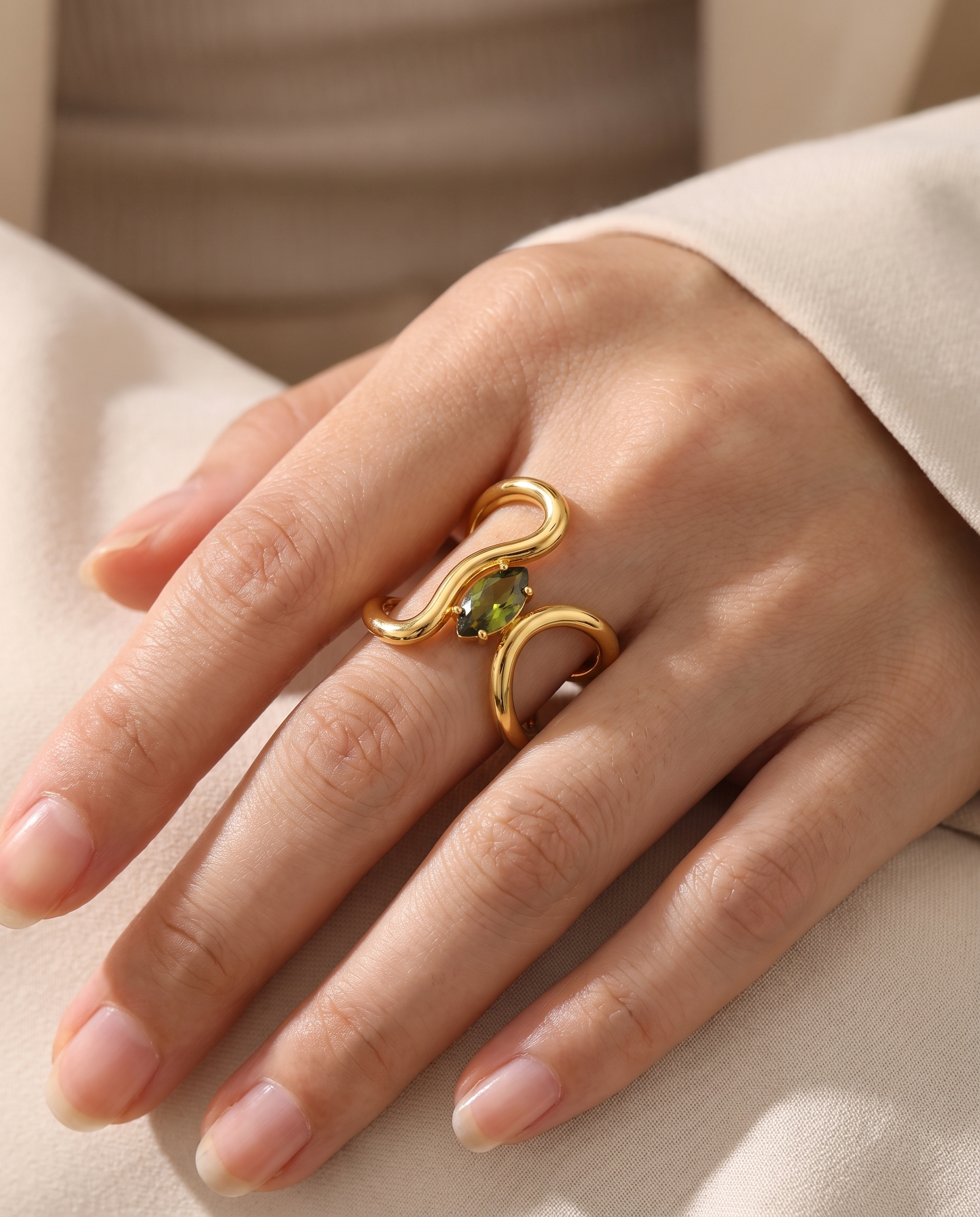 NÚRA - Wild Stone Ring