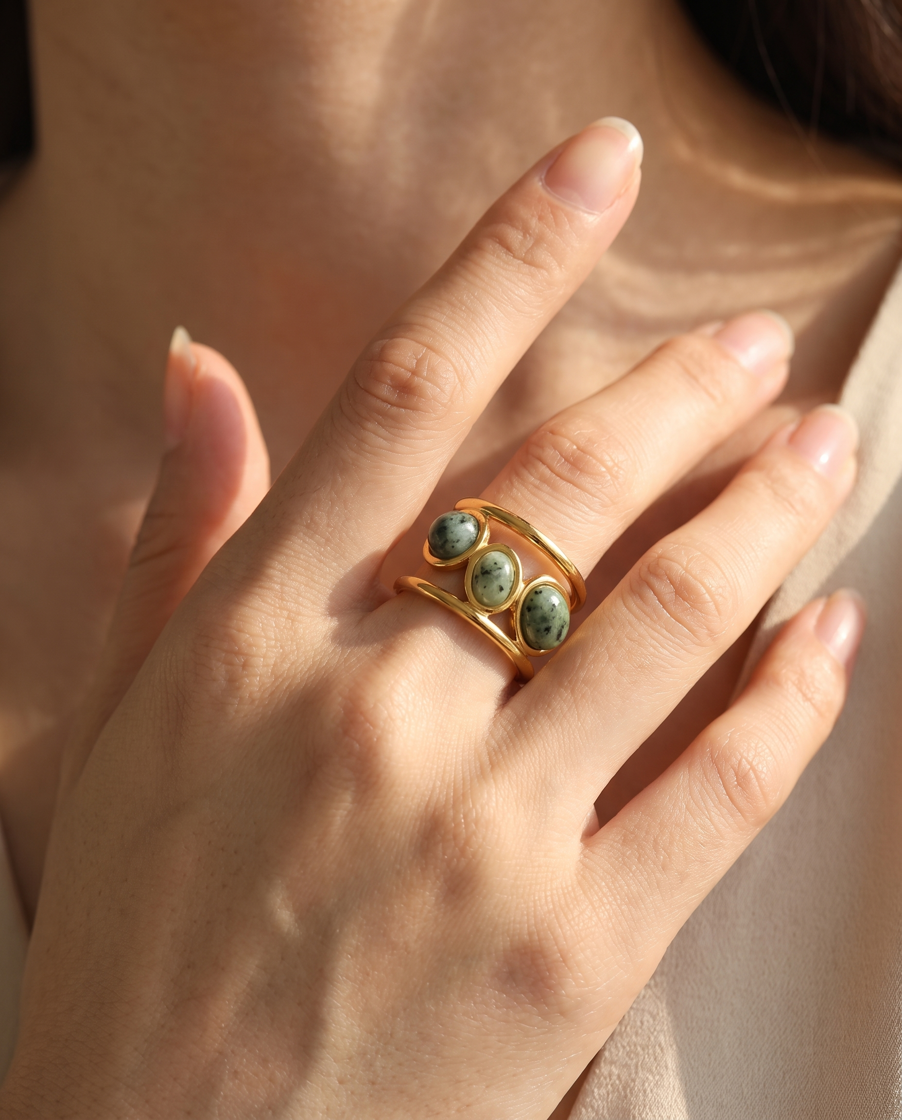 NÚRA - Sculpted Open Ring