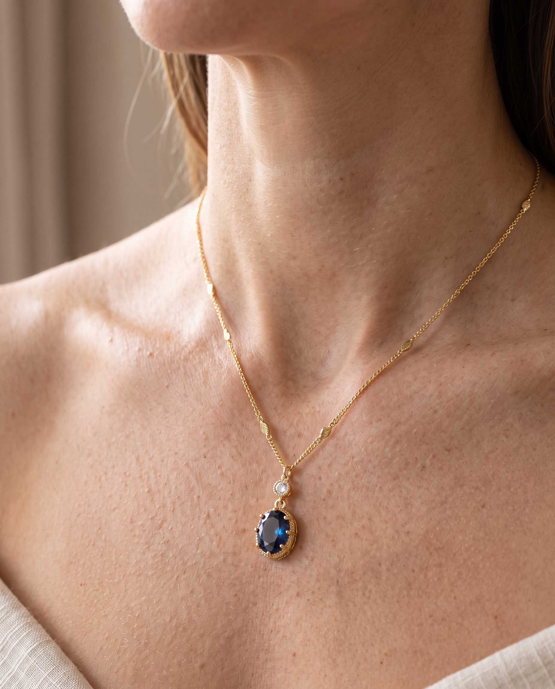 NÚRA - Blue Oval Necklace