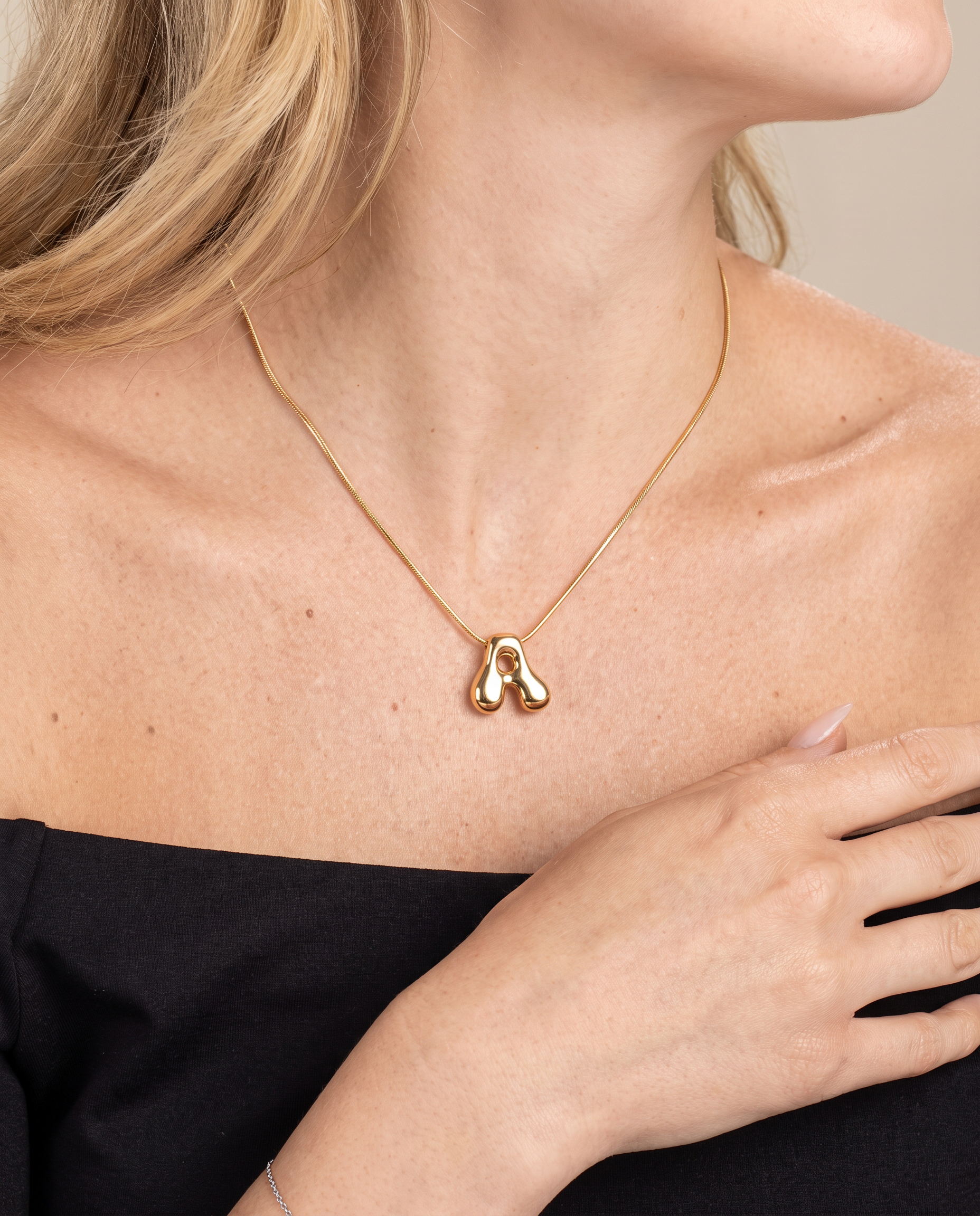NÚRA - Bubble Initial Necklace