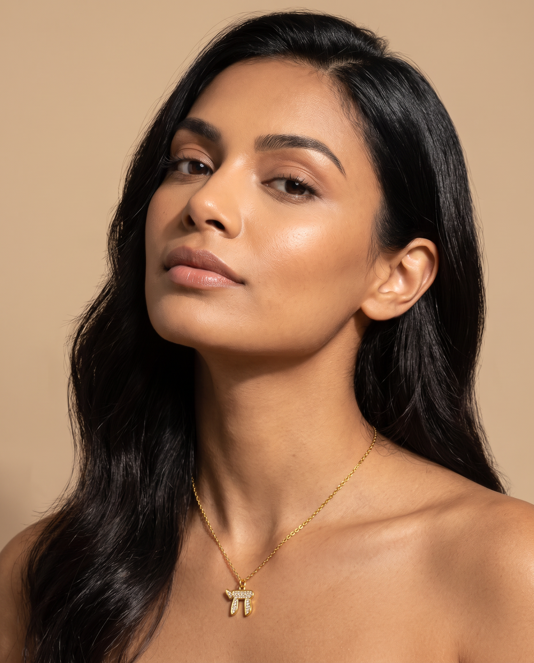 NÚRA - Crystal Link Necklace