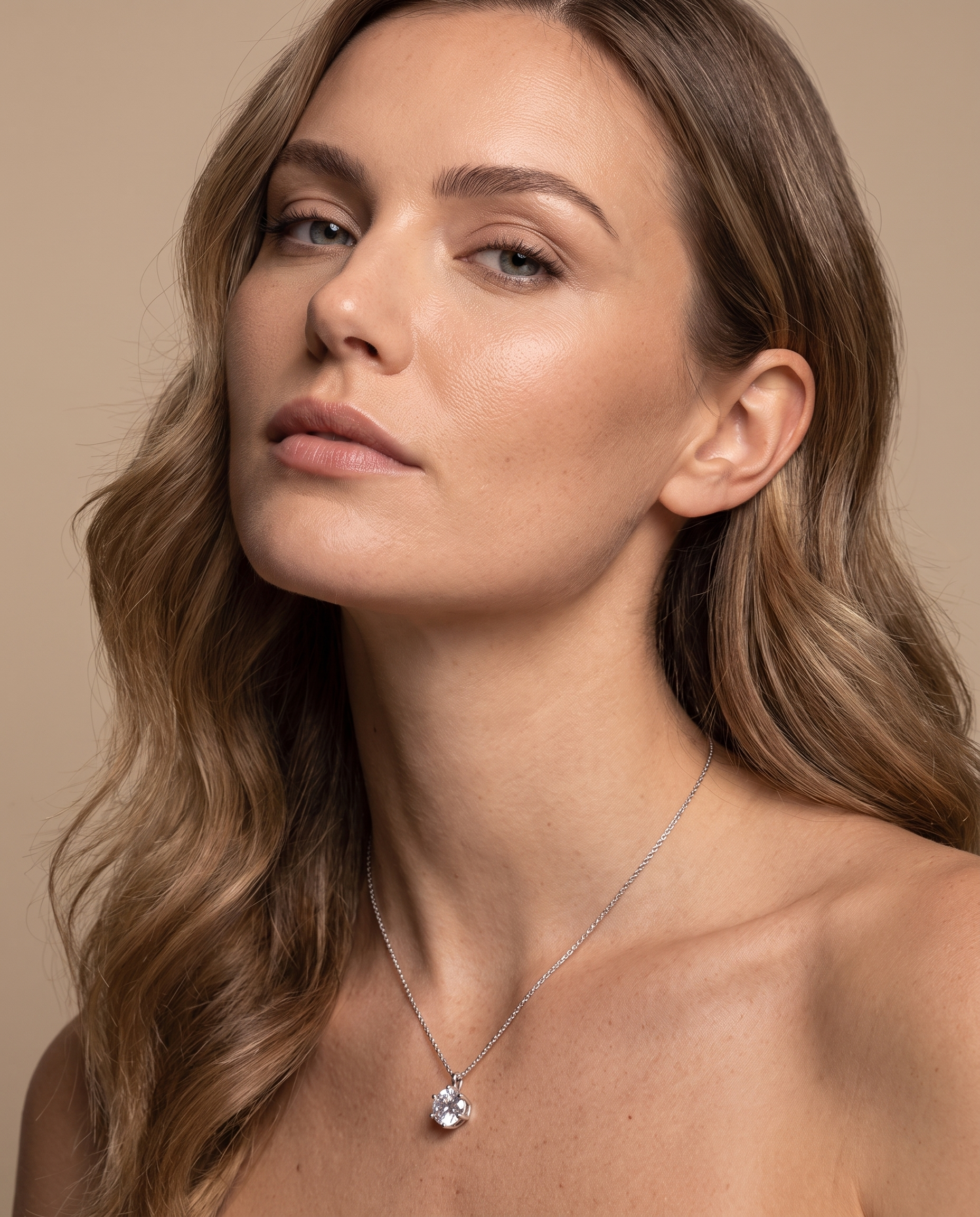 NÚRA - Solitaire Moissanite Necklace