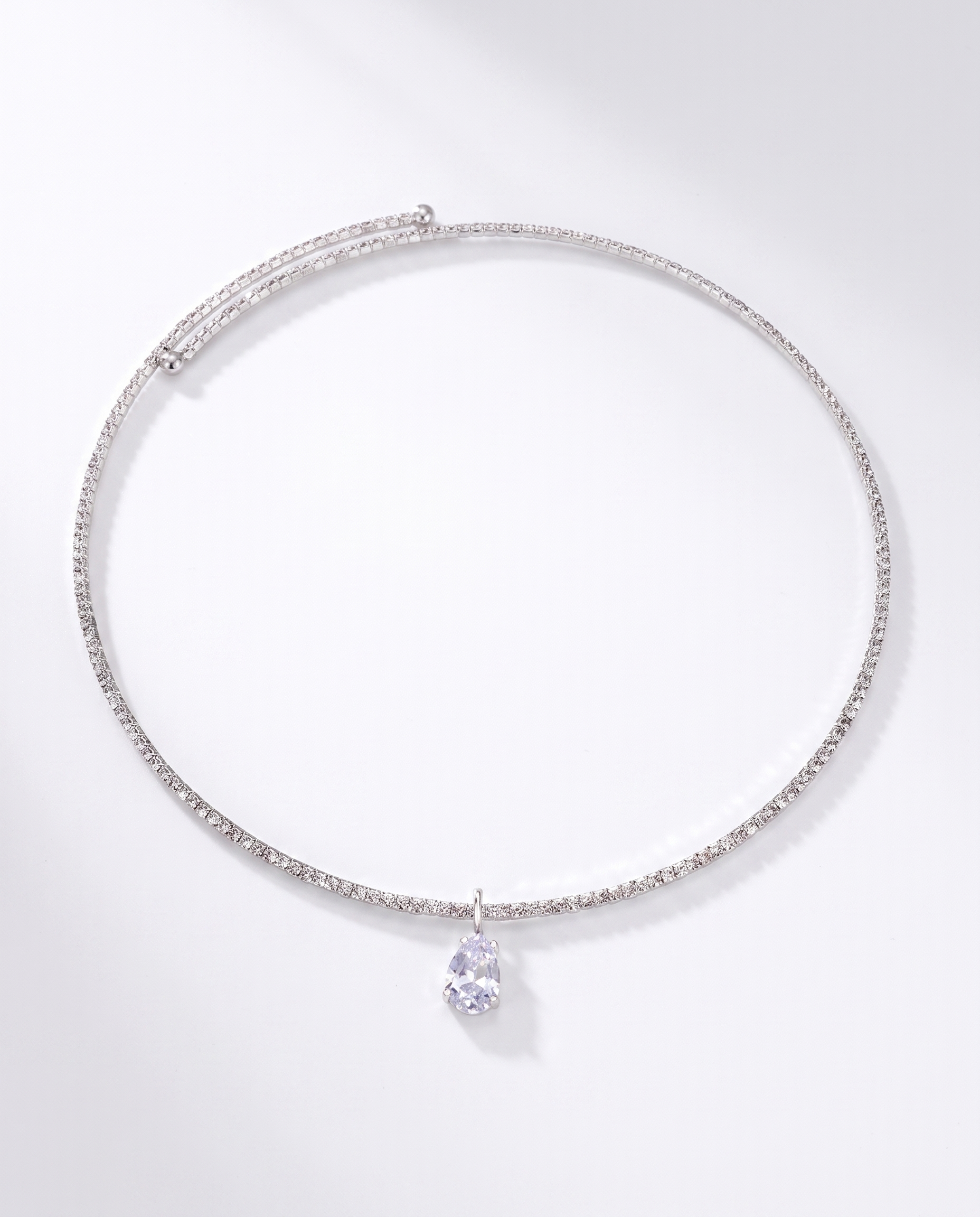 NÚRA - Drop Choker Necklace