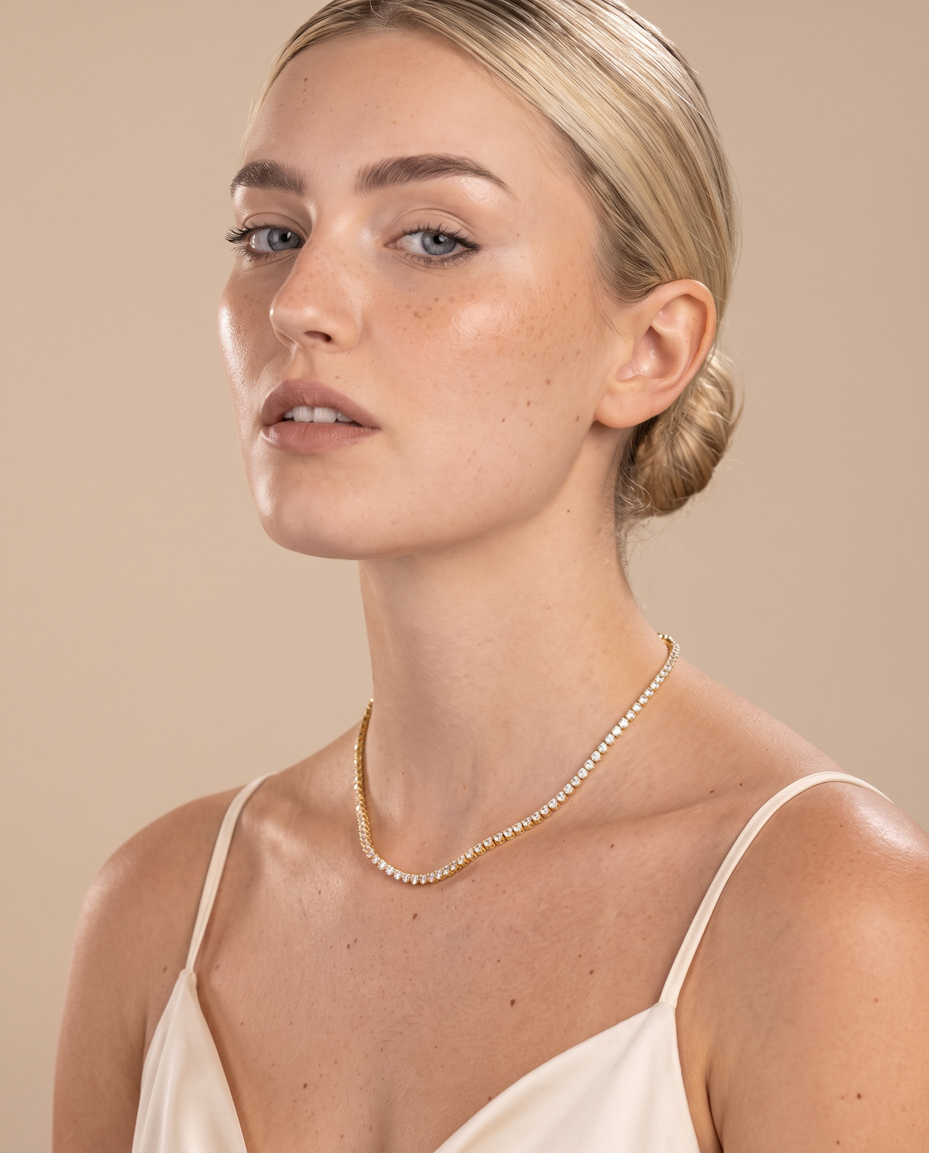 NÚRA - Tennis Necklace