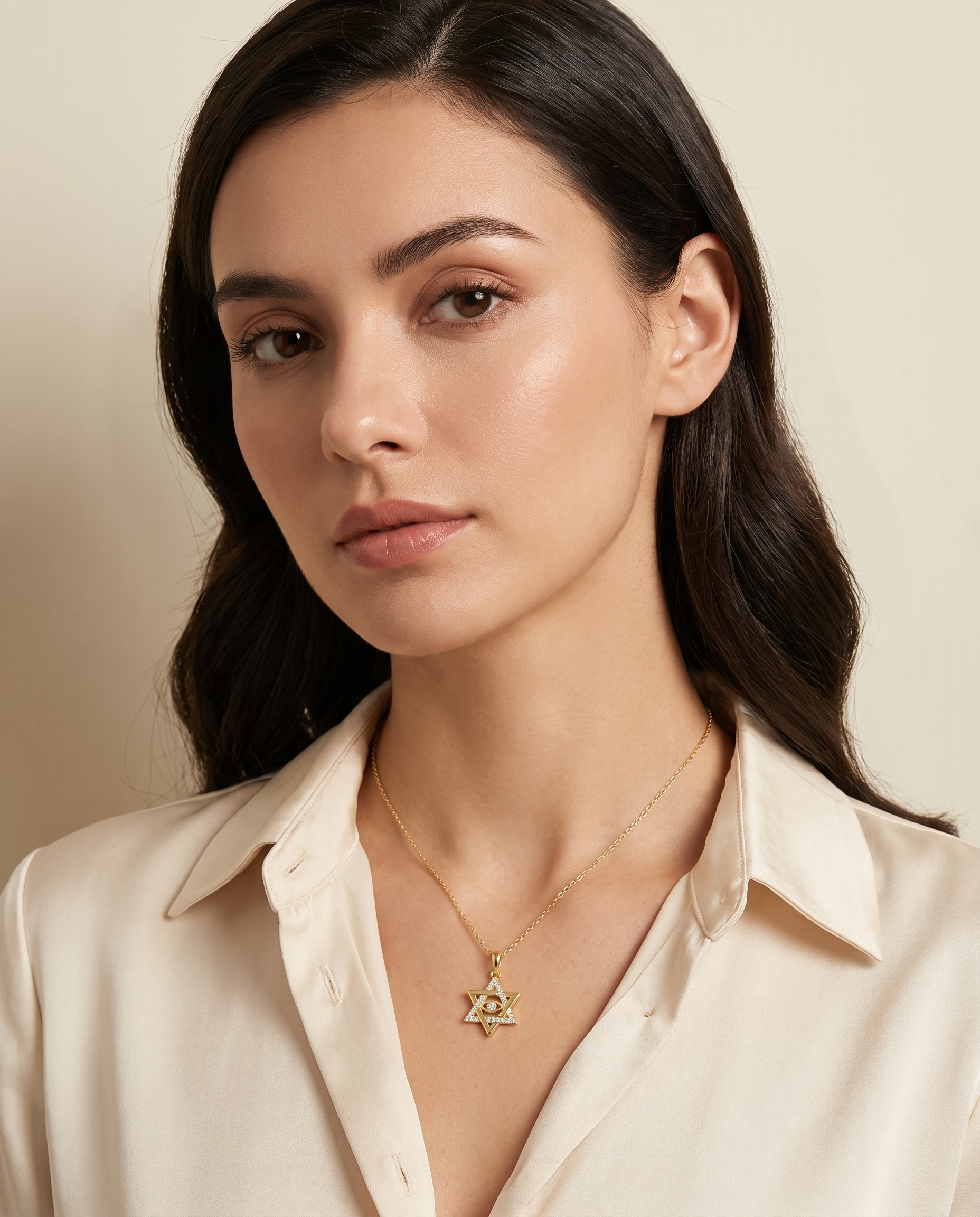NÚRA - Star of David Necklace