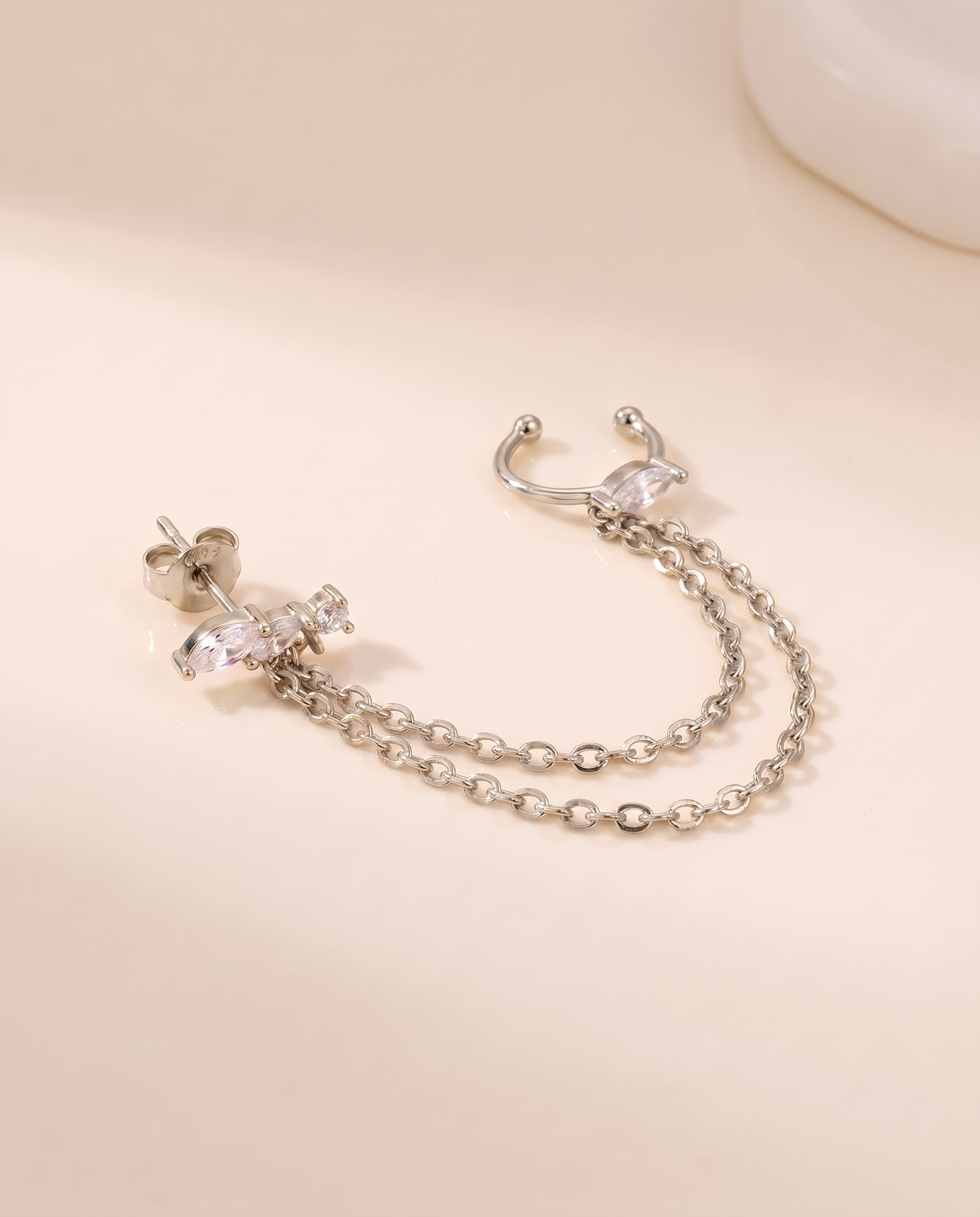 NÚRA - Geo Drop Earrings