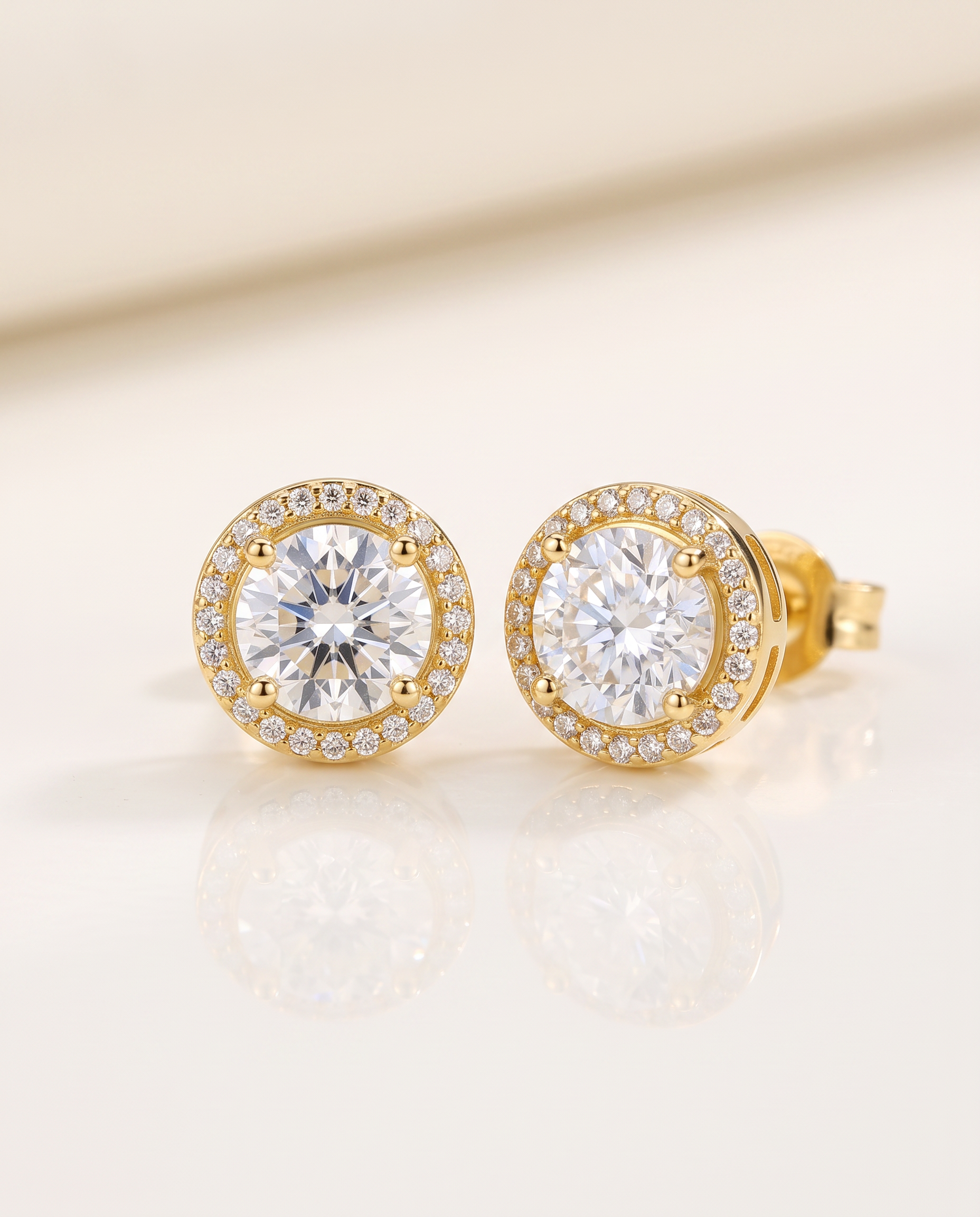 NÚRA - Classic Solitaire Studs