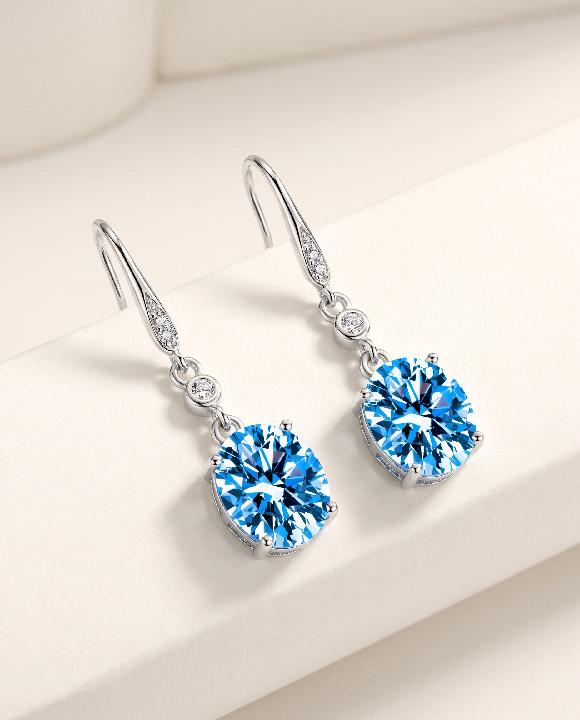 NÚRA - Gem Drop Earrings