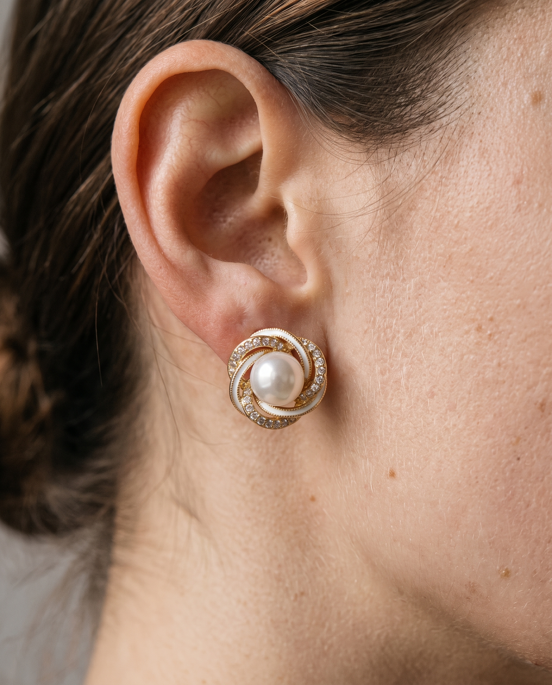 NÚRA - Pearl Blossom Earrings